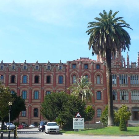 New! Apartment In Sarria Near Metro Barcelona Kültér fotó