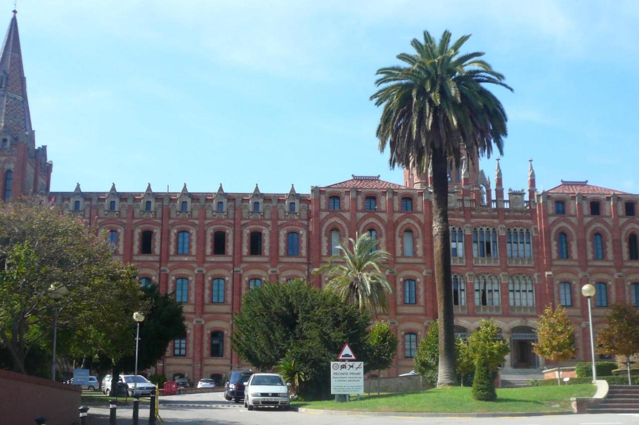 New! Apartment In Sarria Near Metro Barcelona Kültér fotó
