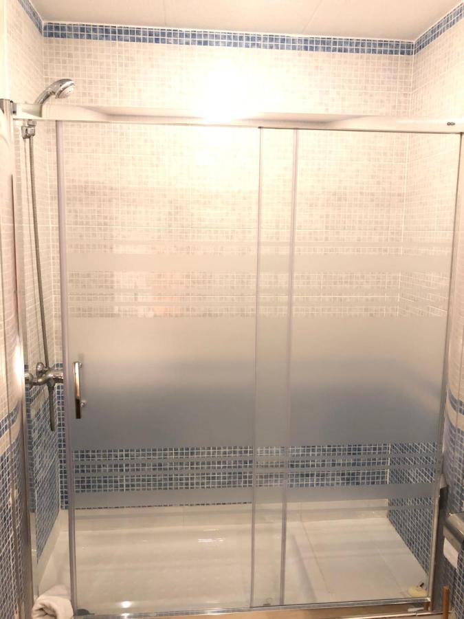New! Apartment In Sarria Near Metro Barcelona Kültér fotó