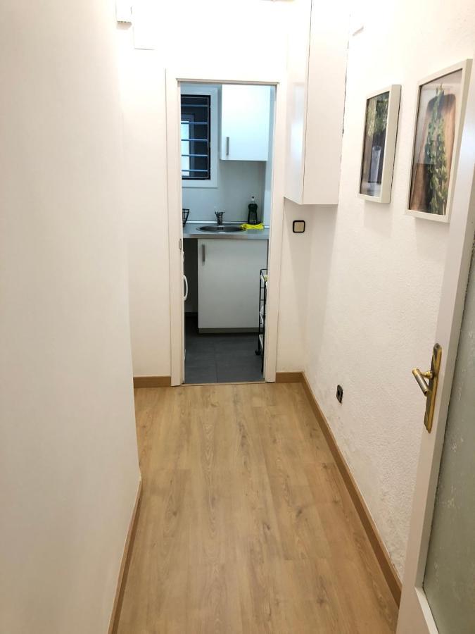 New! Apartment In Sarria Near Metro Barcelona Kültér fotó